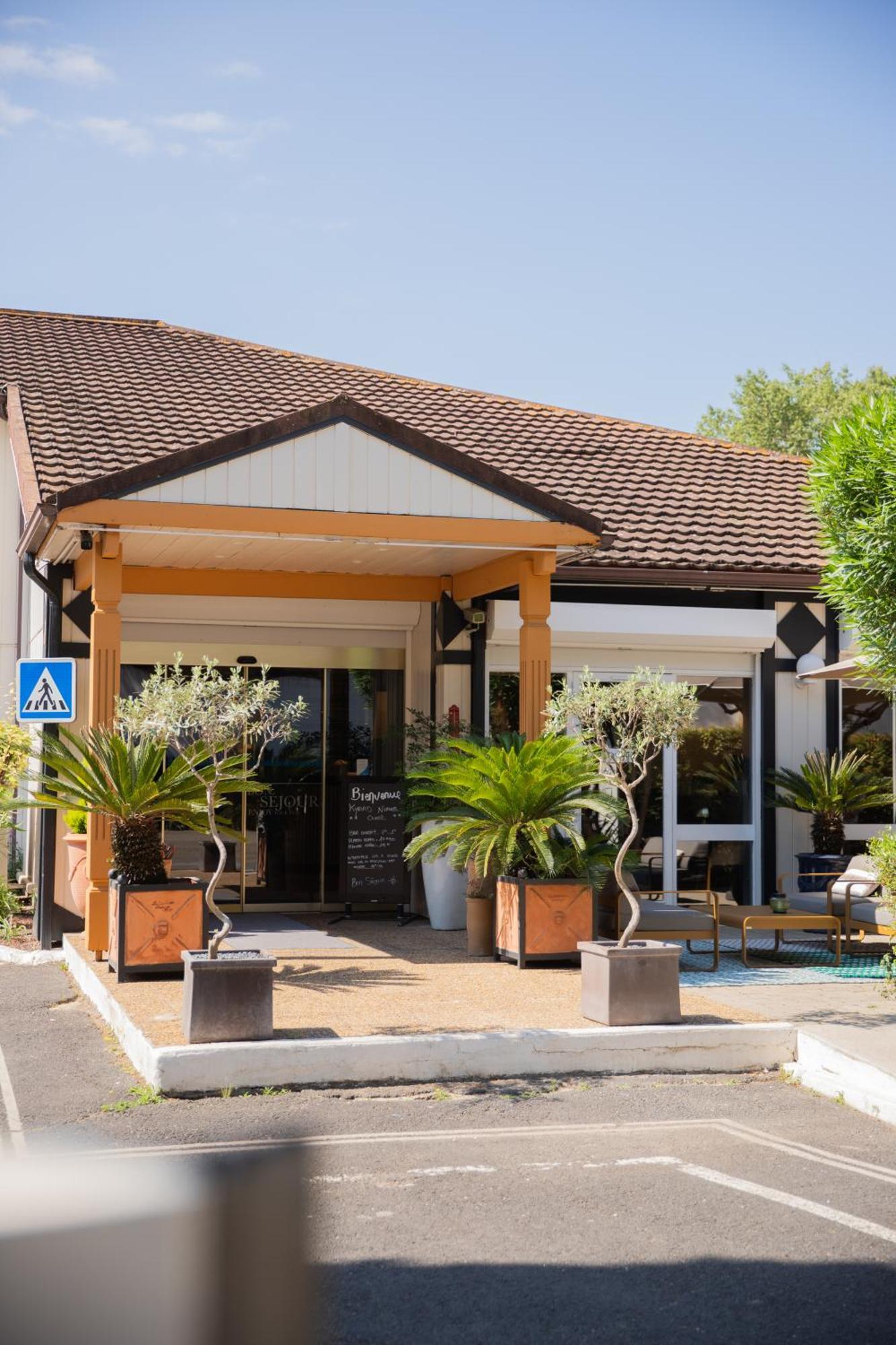 Kyriad Nimes Ouest A9 מראה חיצוני תמונה
